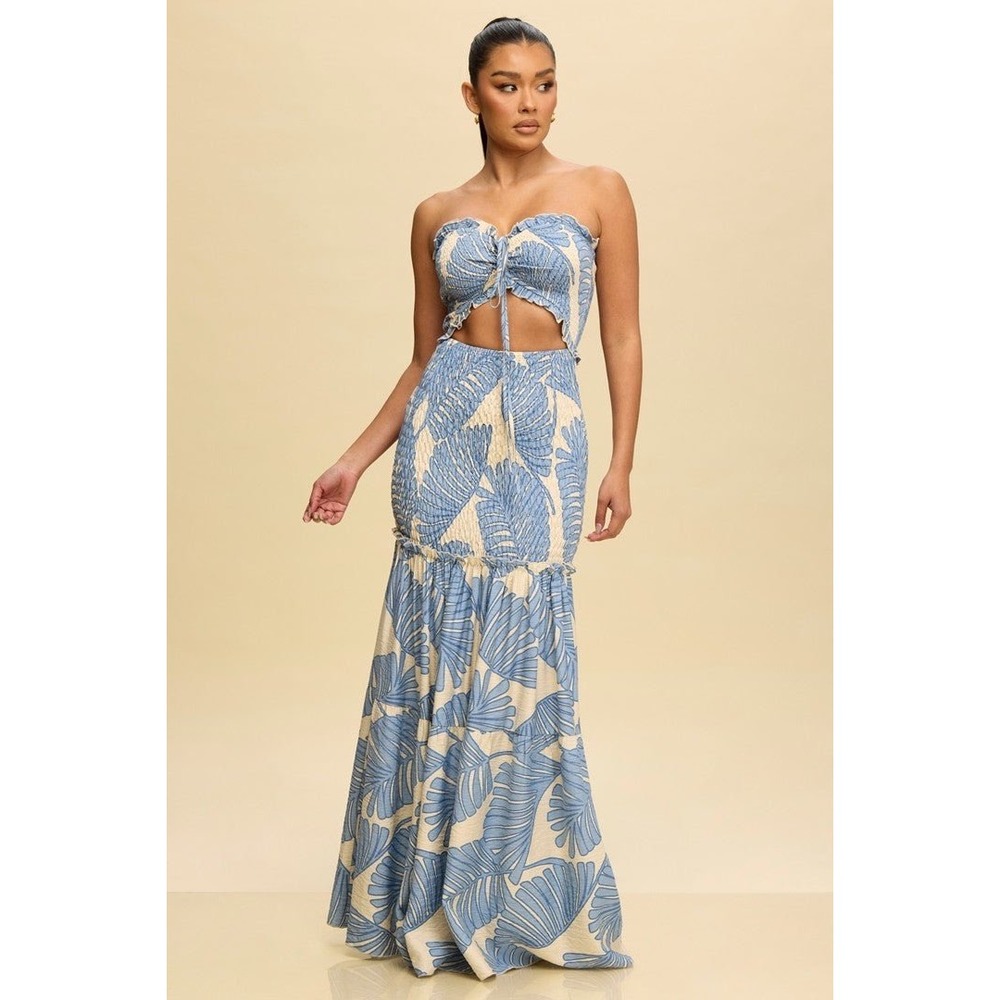 Chicme Blue Beige Tropical Smocked‎ Cutout Maxi Dress Ruffle Hem size M
